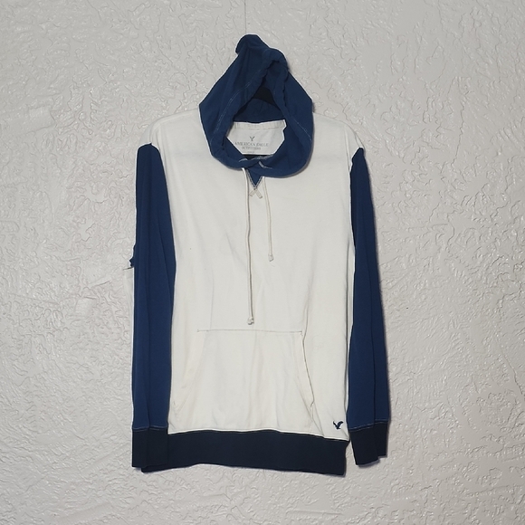 American Eagle Outfitters Other - Ameeican Eagle White and Blue Hoodie
